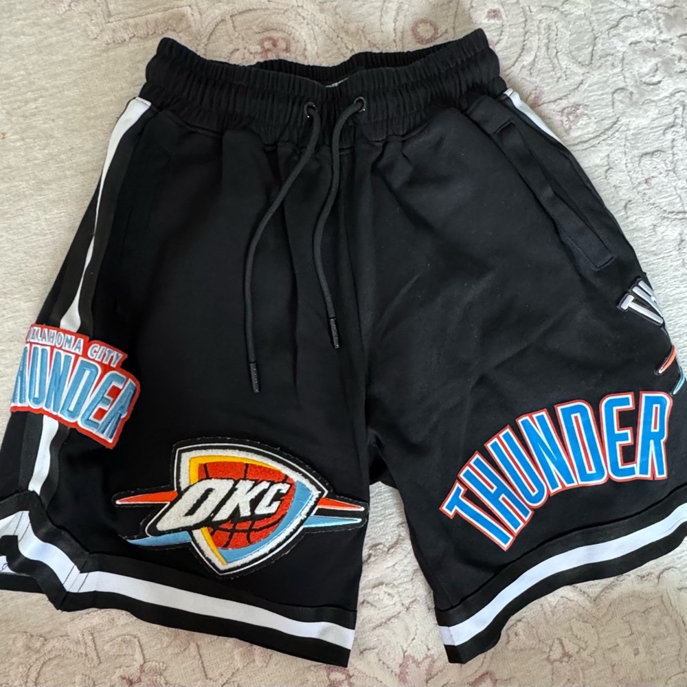 Pro Standard NBA men’s OKC Thunder Shorts M